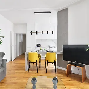 Quartier Montmartre 3 Apartment