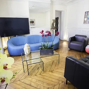 Luxury In Center - Louvre Museum Apartment